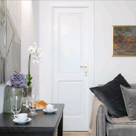 Spanish Modern Apartament Rom Exterior foto